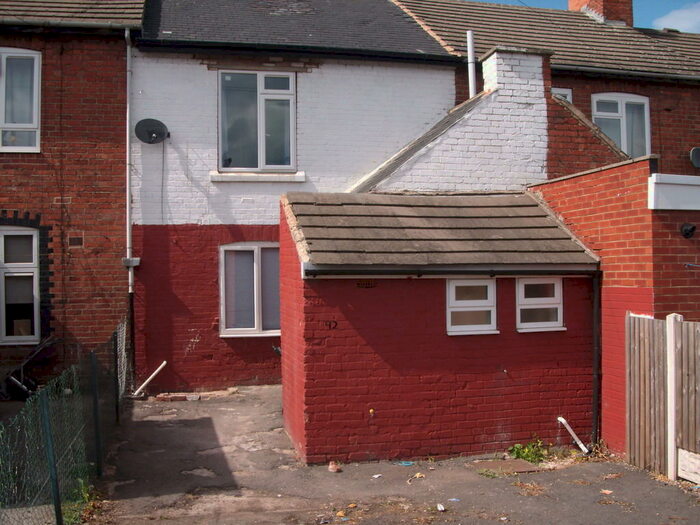 3 Bedroom Terraced House To Rent In South Street, Highfields, DN6