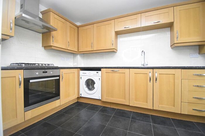 4 Bedroom Terraced House To Rent In Risinghurst Mews, Marnel Park, RG24