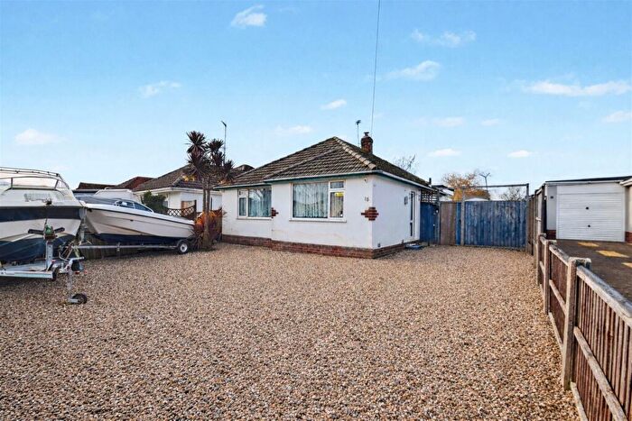 3 Bedroom Detached Bungalow For Sale In Creekmoor, BH17