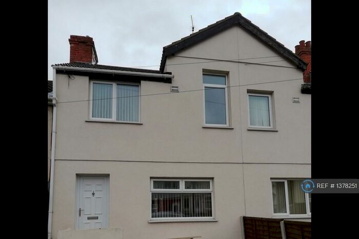 3 Bedroom Terraced House To Rent In St. Johns Road, Edlington, Doncaster, DN12