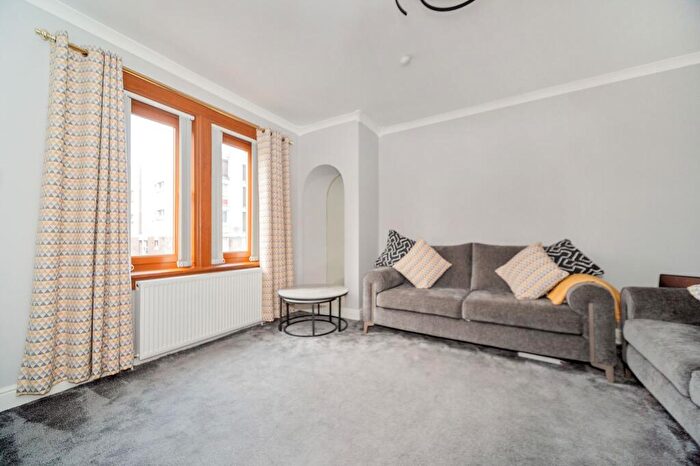 2 Bedroom Flat For Sale In Newbigging, Musselburgh, EH21