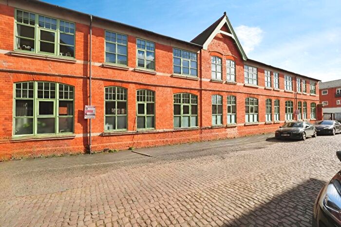 3 Bedroom Terraced House To Rent In Woodsend Wharf, NG7