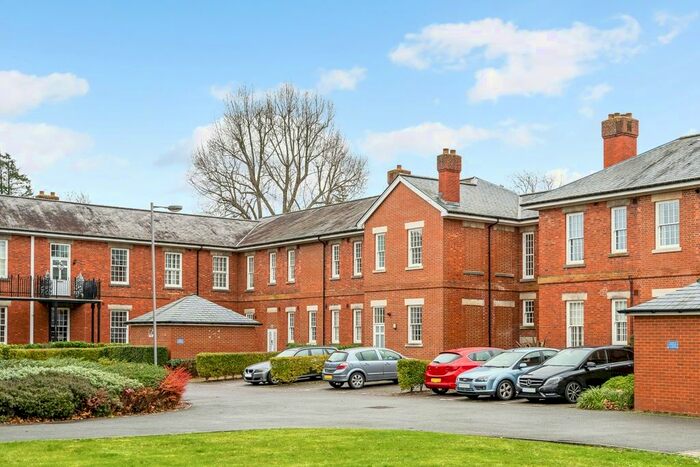 1 Bedroom Flat To Rent In Dillon Close, Epsom KT19