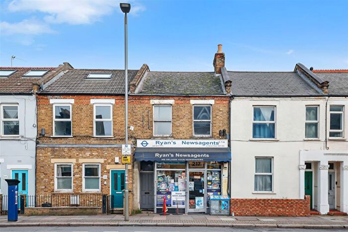 1 Bedroom Flat For Sale In Merton Road, Southfields, SW18