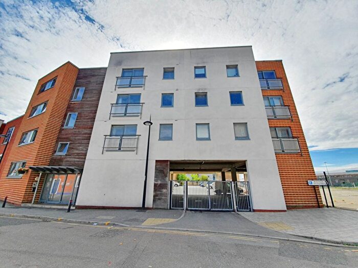 1 Bedroom Flat To Rent In Wykes Bishop Street, Orwell Quay, IP3