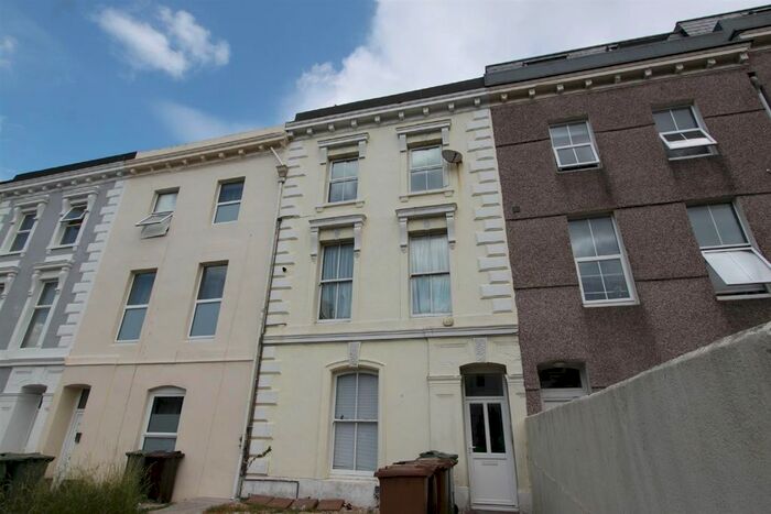 2 Bedroom Flat To Rent In North Road East, Plymouth, PL4