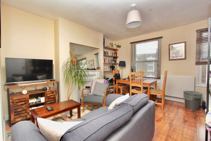 1 Bedroom Flat To Rent In Stoke Newington Church Street, London, N16