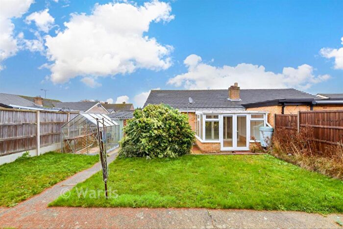 2 Bedroom Semi-Detached Bungalow For Sale In Gresham Road, Coxheath, Maidstone, Kent, ME17