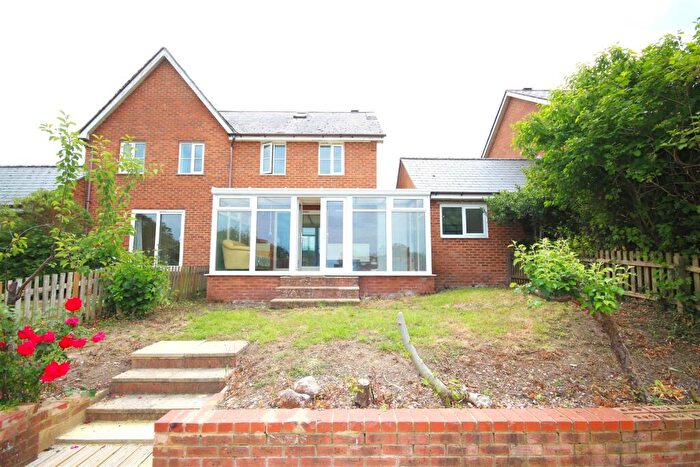 4 Bedroom House To Rent In Laurel Way, Chartham, Canterbury, CT4