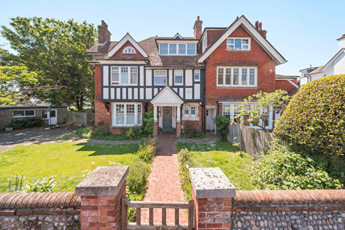 6 Bedroom Semi-Detached House For Sale In Saffrons Road, Eastbourne, East Sussex, BN21