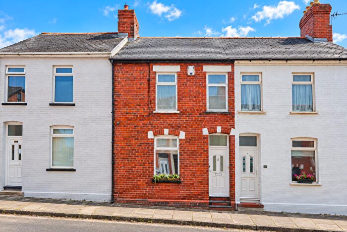 3 Bedroom Terraced House For Sale In Phyllis Street, Barry, CF62
