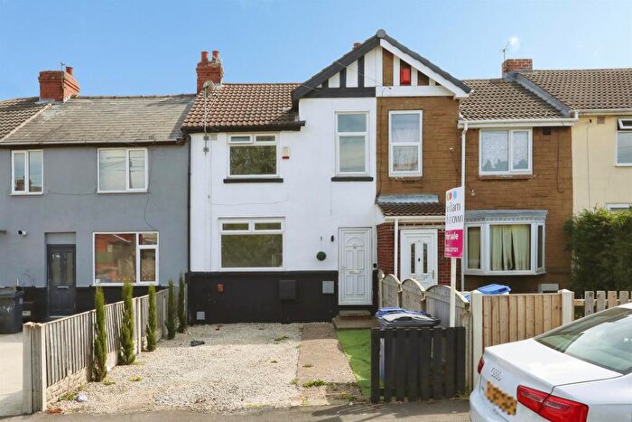 3 Bedroom Terraced House For Sale In Nelson Road, Edlington, Doncaster, DN12