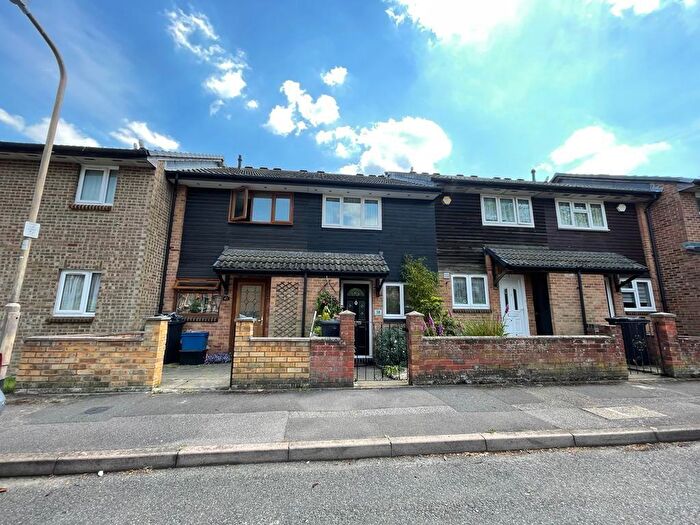 2 Bedroom Terraced House To Rent In Amanda Close, Chigwell, Essex, IG7