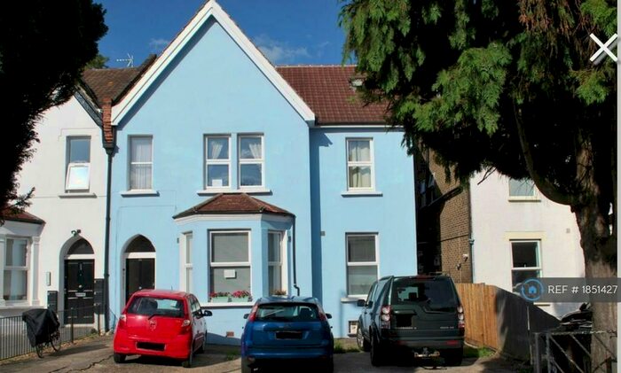 1 Bedroom Flat To Rent In Elmers End Road, London, SE20