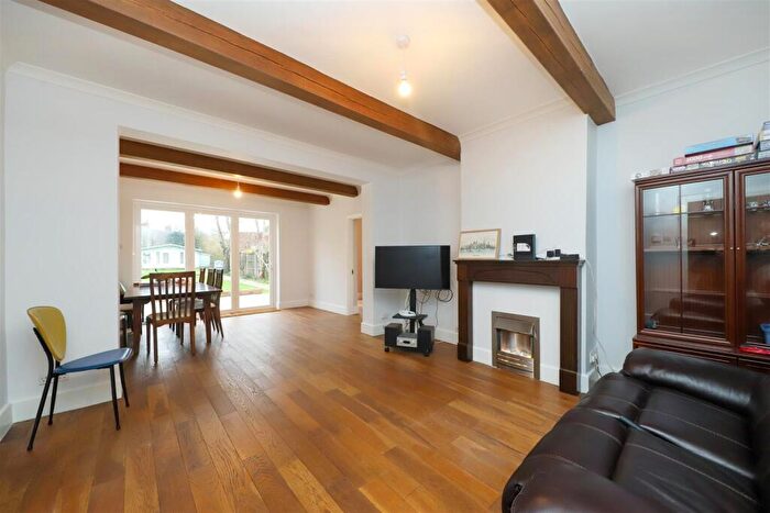 4 Bedroom Detached House For Sale In Pembroke Road, Ruislip, Middlesex, HA4