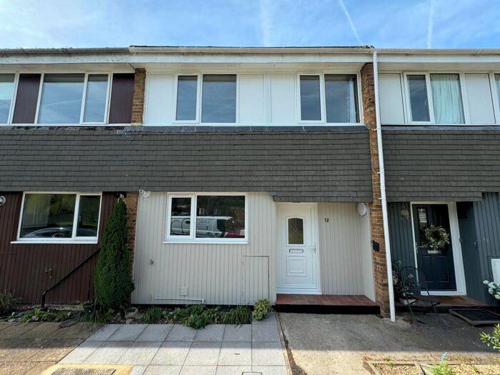 3 Bedroom Terraced House To Rent In Lynton Green, Maidenhead, Berkshire, SL6