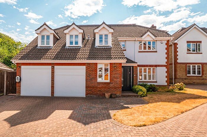 4 Bedroom Detached House For Sale In Caspian Close, Whiteley, Fareham, Hampshire, PO15