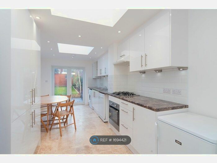 6 Bedroom Terraced House To Rent In Mayton Street, London, N7