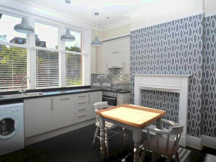 1 Bedroom Flat To Rent In Cedar Road, Sutton, Surrey SM2