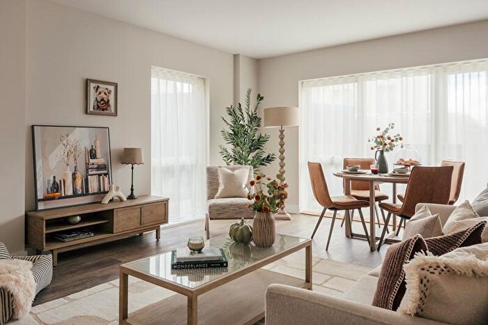 1 Bedroom Apartment For Sale In Marleigh Park, Cambridge, Cambridgeshire, CB5
