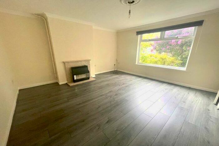 3 Bedroom Property To Rent In Weoley Avenue, Birmingham, B29