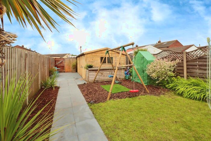 3 Bedroom Terraced House For Sale In Sundridge Park, Bristol, Avon, BS37