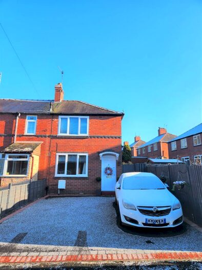 2 Bedroom Terraced House To Rent In Sutherland Road, Cradley Heath, B64
