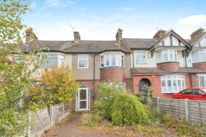 3 Bedroom Terraced House For Sale In Whitehill Lane, Gravesend, Kent, DA12