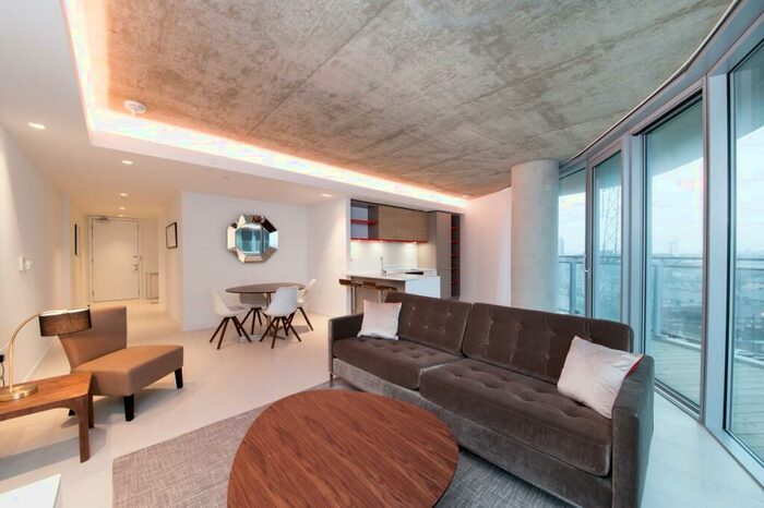2 Bedroom Apartment To Rent In West Tower, Hoola, Royal Docks, E16