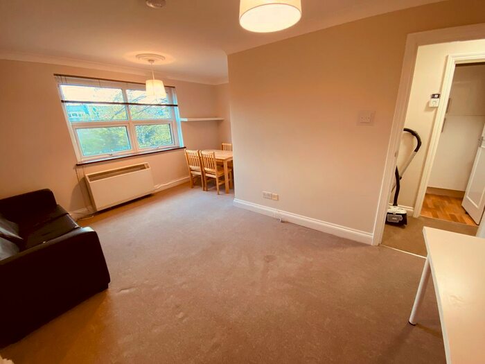 1 Bedroom Flat To Rent In Queens Avenue, Muswell Hill, N10
