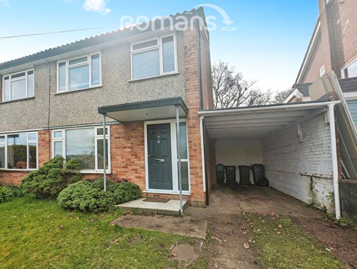 3 Bedroom Semi-Detached House To Rent In Hughenden Avenue, High Wycombe, HP13