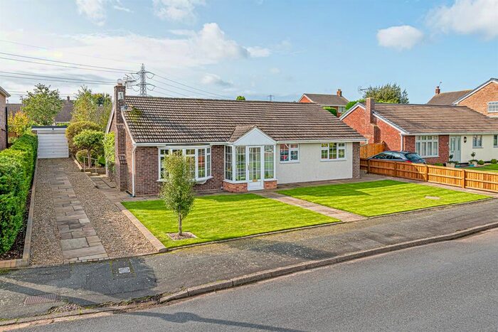 3 Bedroom Detached Bungalow For Sale In Beech View Road, Kingsley, Frodsham, WA6