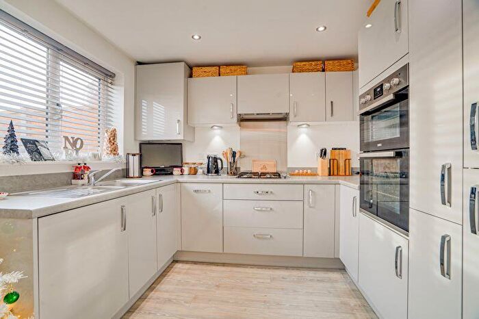 3 Bedroom Terraced House For Sale In Brunel Way, Fareham, PO15