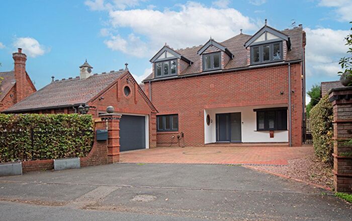 4 Bedroom Detached House For Sale In Shernal Green, Droitwich, Worcestershire, WR9
