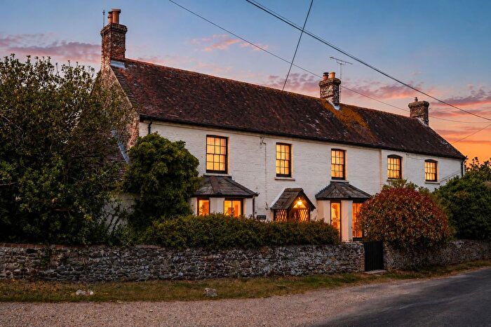 5 Bedroom Property For Sale In Coombe Keynes, Wareham, BH20
