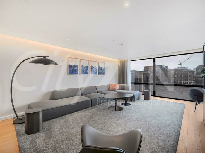3 Bedroom Flat To Rent In Upper Thames Street, London, EC4V