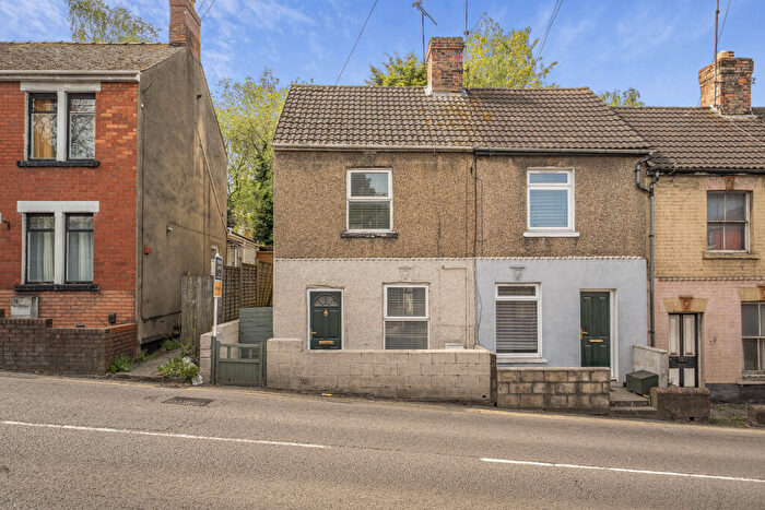 2 Bedroom Terraced House For Sale In Kingshill Road, Kingshill, Swindon, SN1