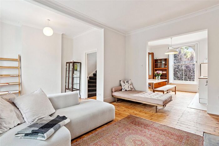 3 Bedroom Flat To Rent In Beresford Terrace, Highbury, N5