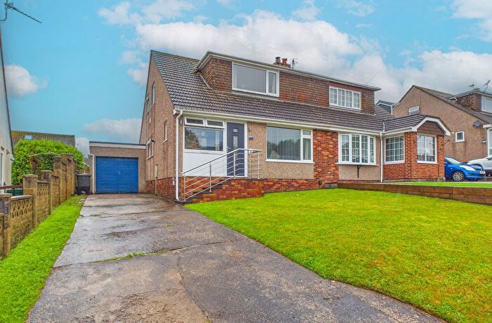 4 Bedroom Semi Detached Bungalow For Sale In Duchy Drive, Preston, Paignton, TQ3