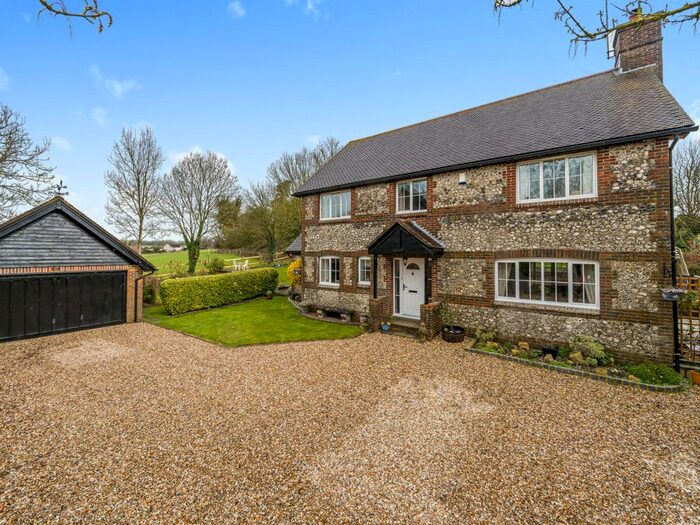 4 Bedroom Detached House For Sale In South Farm Close, Tarrant Hinton, Blandford Forum, DT11