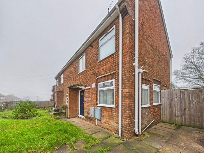 2 Bedroom House To Rent In Flamstead Avenue, Loscoe, Heanor, Derbyshire, DE75