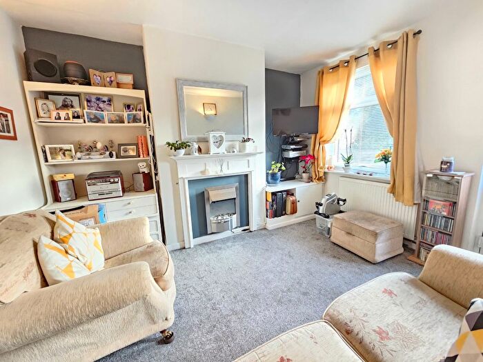 2 Bedroom Terraced House For Sale In Bromsgrove Road, Droitwich, Worcestershire, WR9