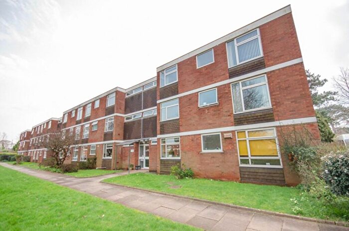 2 Bedroom Flat For Sale In Marlborough Drive, Frenchay, Bristol, BS16