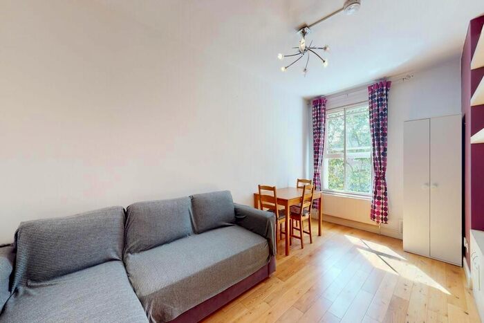 1 Bedroom Flat To Rent In West Cromwell Road, London, SW5