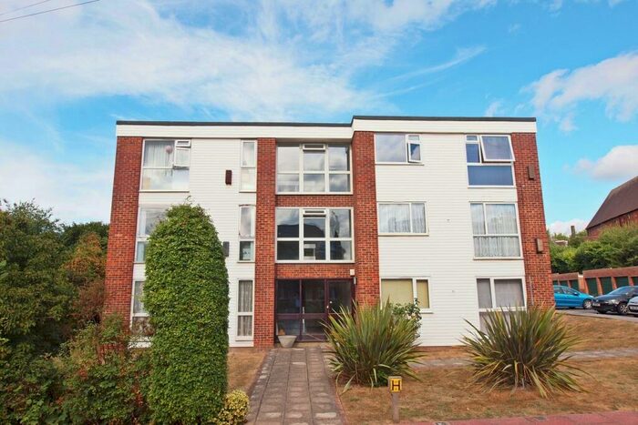 1 Bedroom Flat To Rent In St Barnabas Close, Beckenham, Bromley, BR3