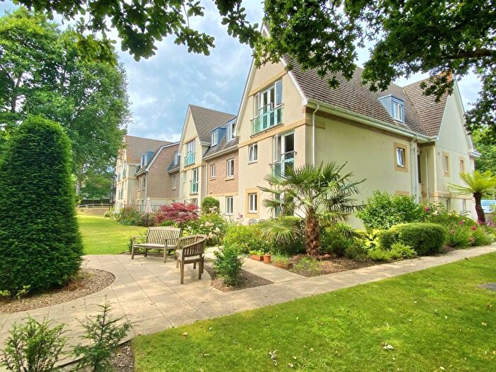 2 Bedroom Retirement Property For Sale In Churchill Lodge Sandbanks Road, Lilliput, BH14