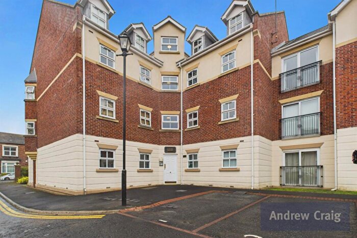 3 Bedroom Apartment For Sale In Louise House, Sunderland, SR2