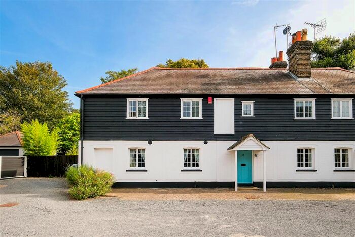 3 Bedroom Semi-Detached House To Rent In Millhurst Mews, Old Harlow, Essex, CM17