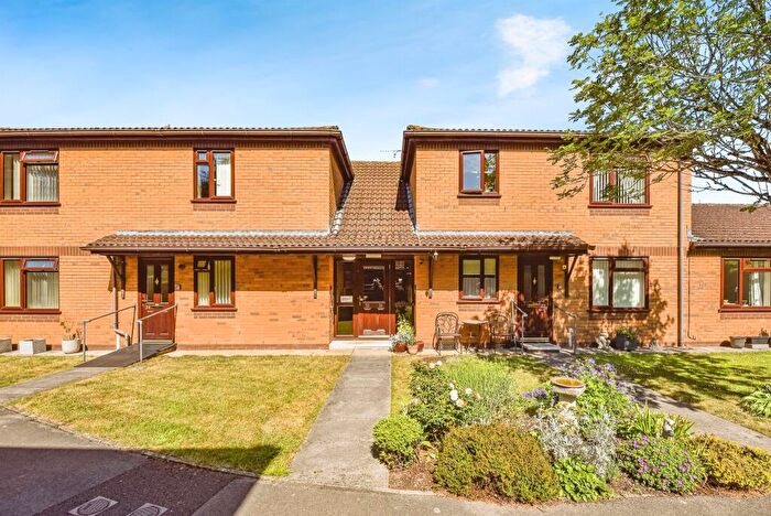 2 Bedroom Apartment For Sale In Langley Road, Chippenham, SN15