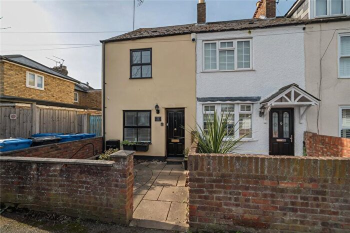 3 Bedroom End Of Terrace House For Sale In Oxford Road, Windsor, Berkshire, SL4